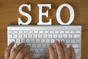 Should You Hire Professional SEO Services? The Pros and Cons