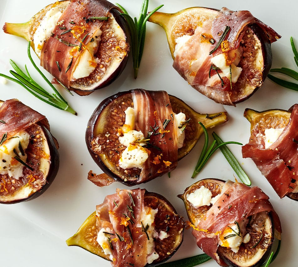 Stuffed figs with goat cheese