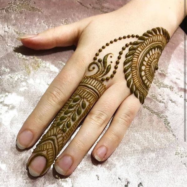 One Finger Mehndi Designs