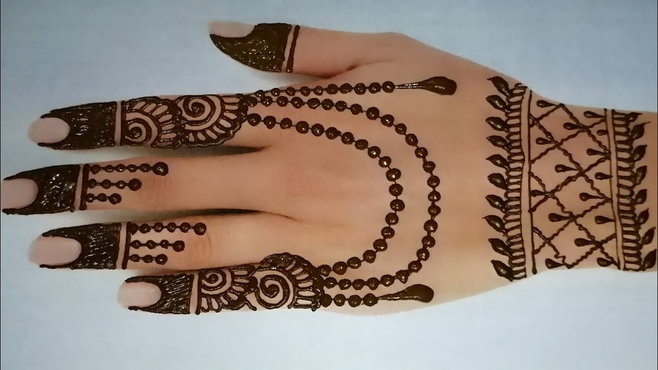 Leaf-Shaped Finger Mehndi Designs