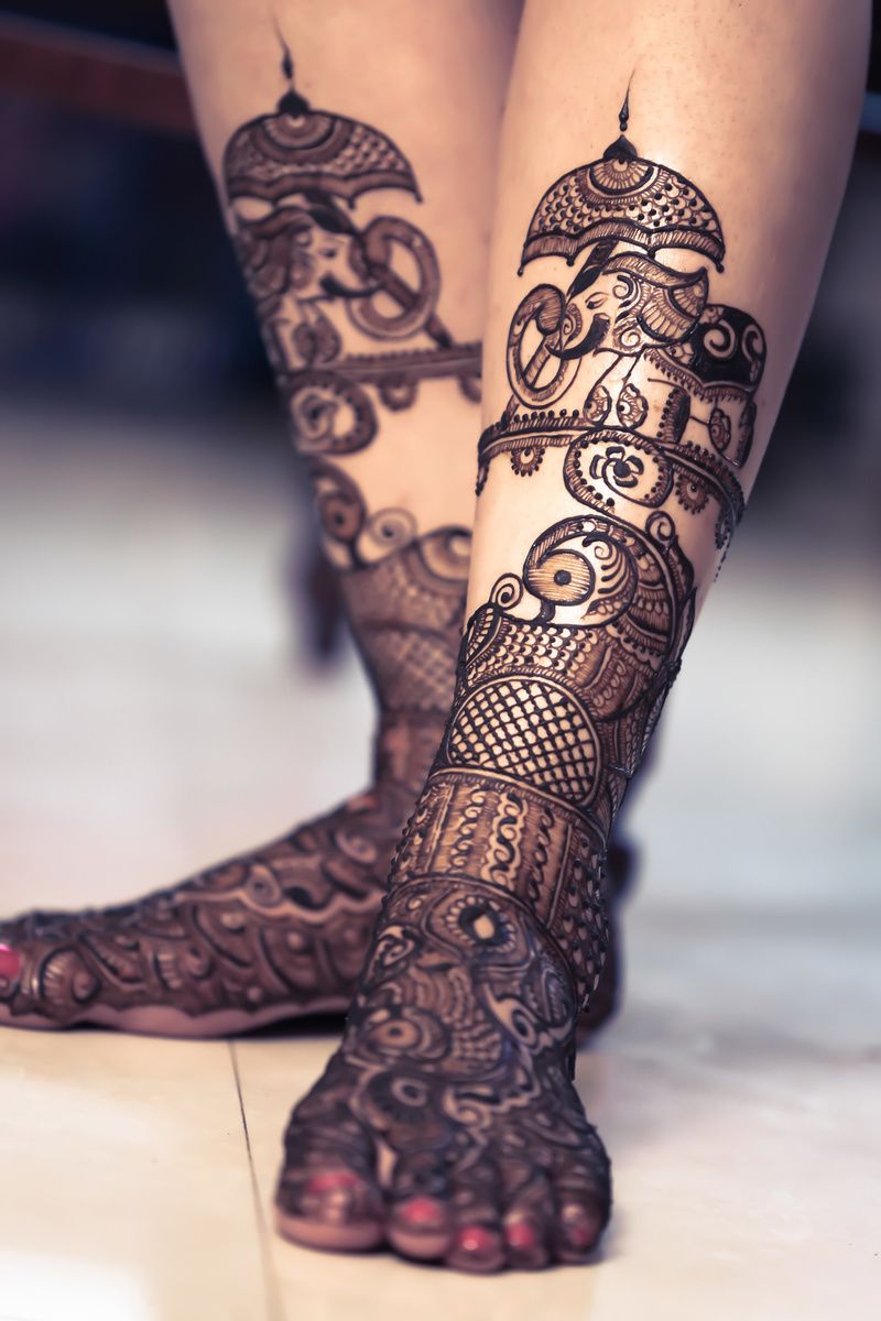 The Spaced-Out, Detailed Elephant Motif Leg Mehndi Designs