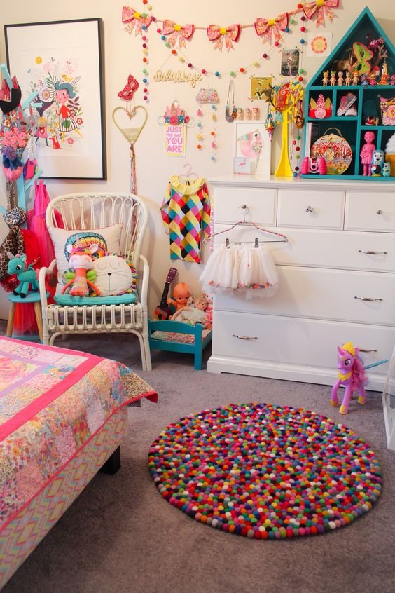 Pom pom rugs